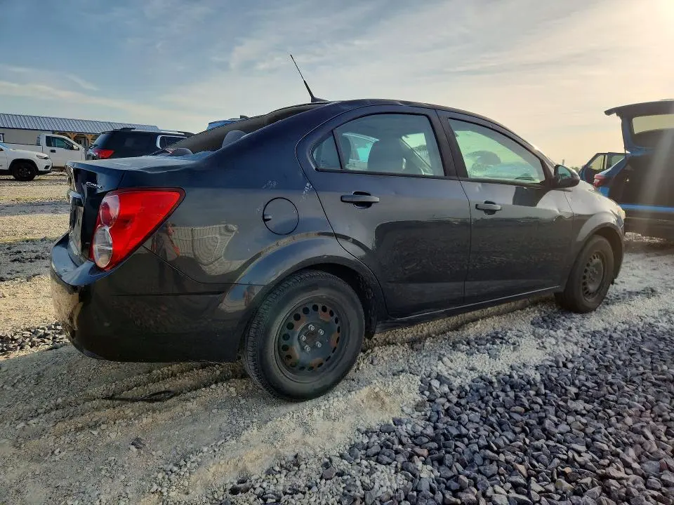 2014 CHEVROLET SONIC LS  