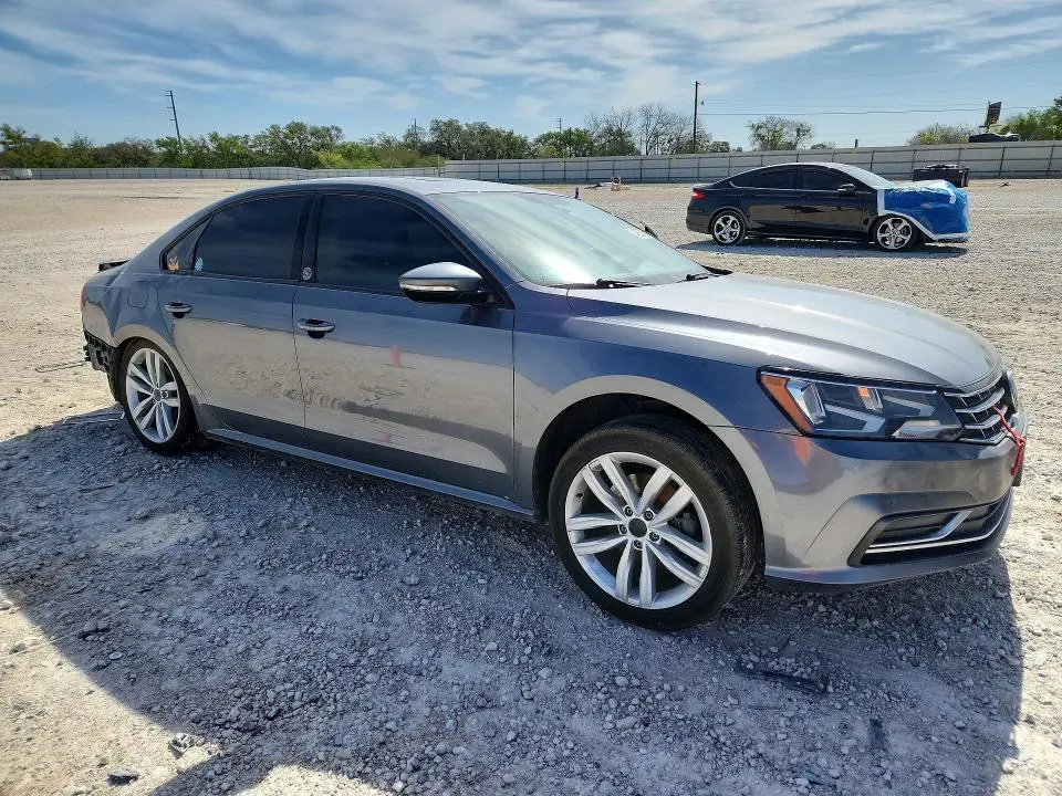 2019 VOLKSWAGEN PASSAT WOLFSBURG  