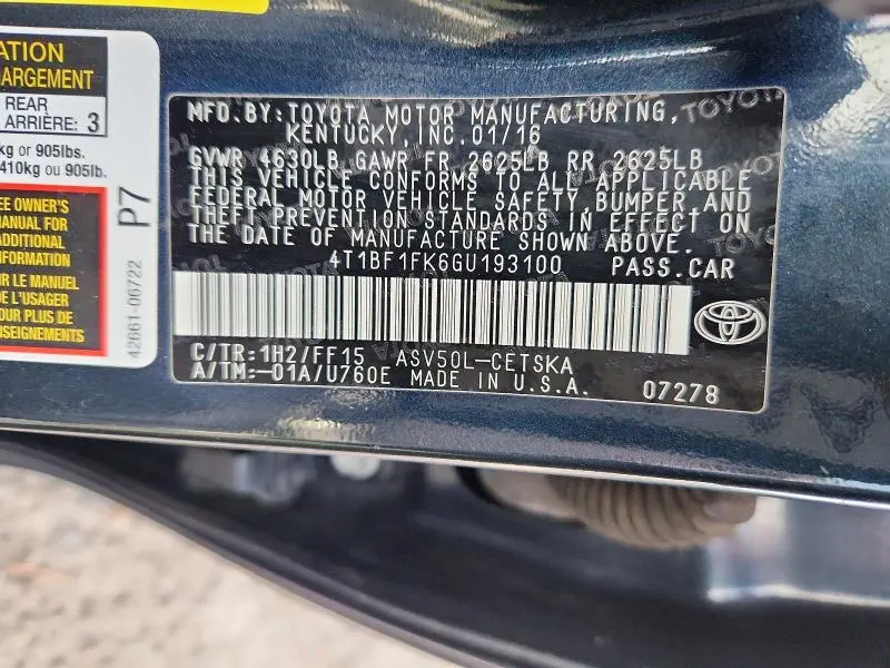 2016 TOYOTA CAMRY SE  