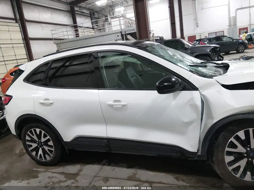 2020 FORD ESCAPE SE SPORT HYBRID
