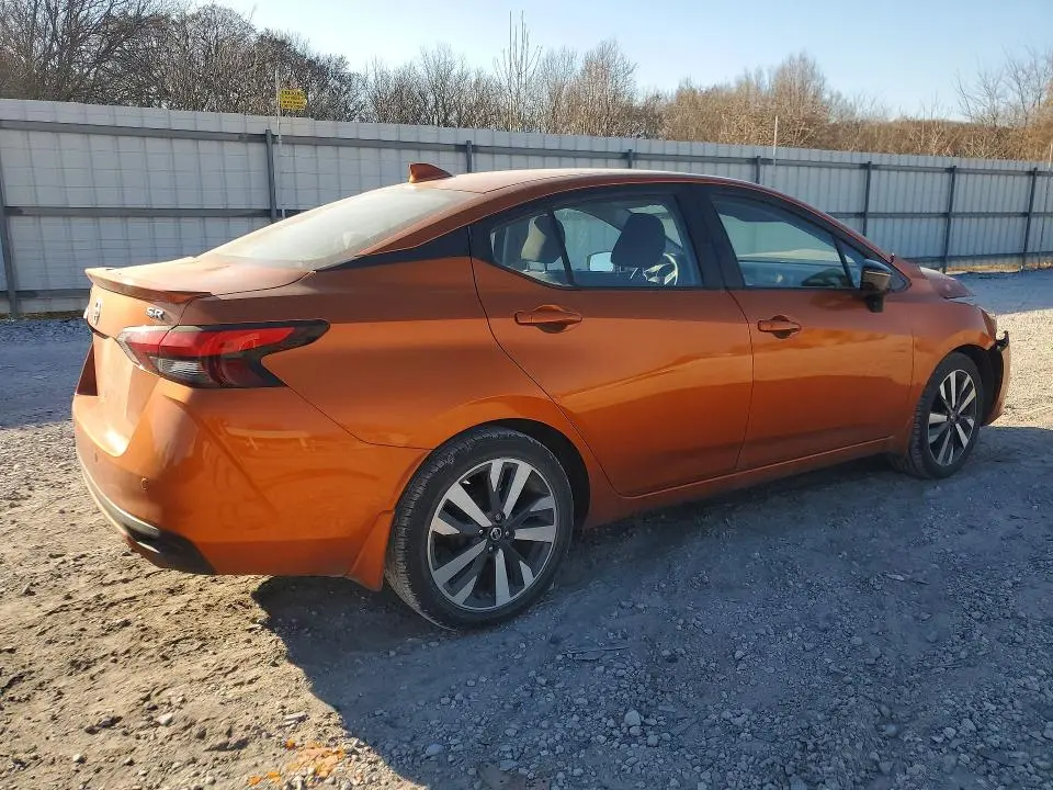 2021 NISSAN VERSA SR  