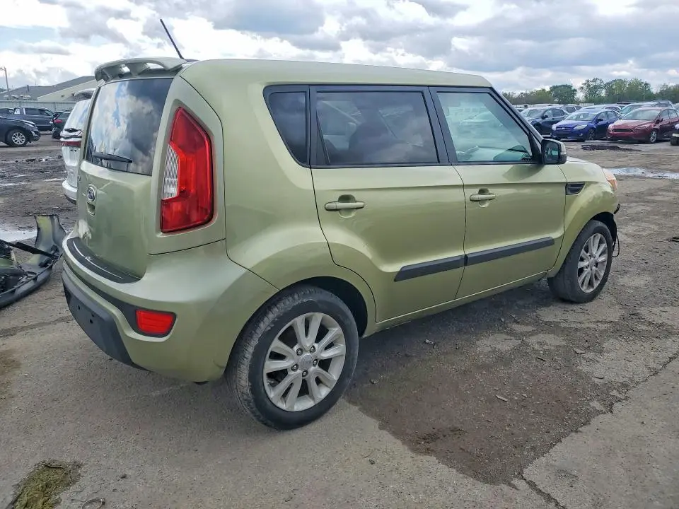 2012 KIA SOUL +  