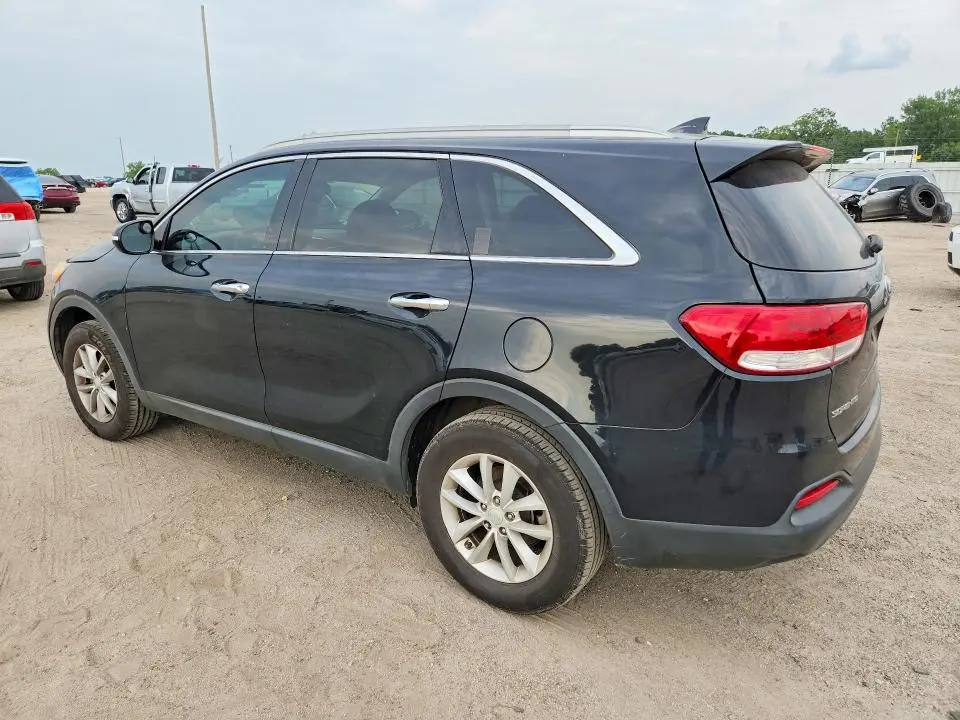 2018 KIA SORENTO LX  
