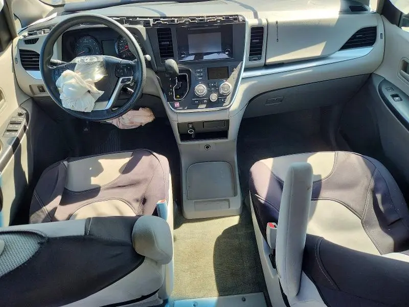 2015 TOYOTA SIENNA L 7-PASSENGER  