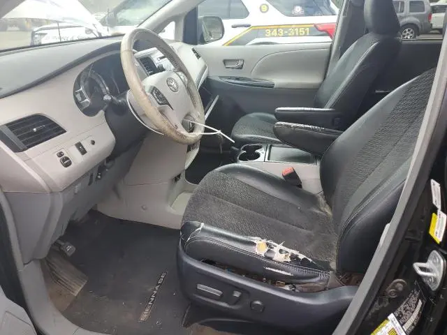 2011 TOYOTA SIENNA SPORT  
