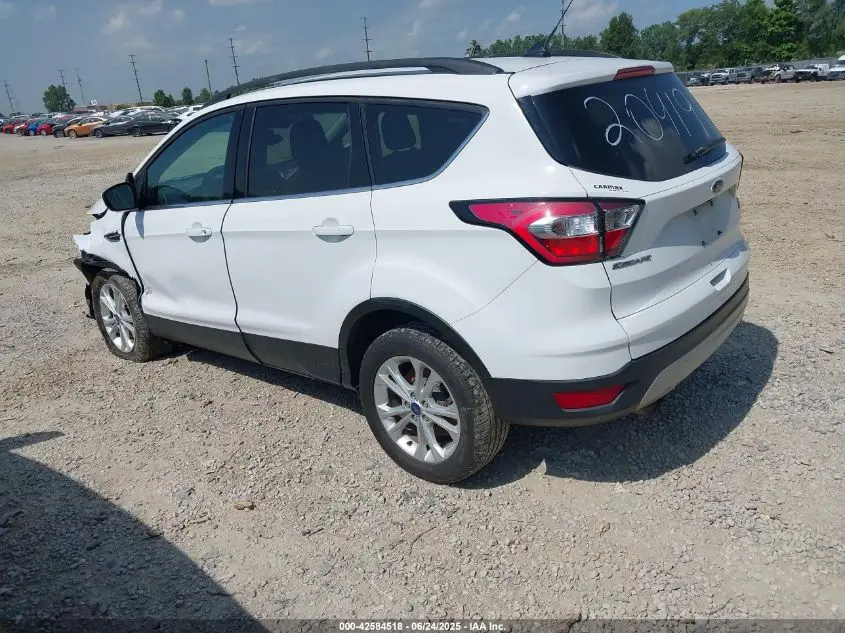 2018 FORD ESCAPE SE