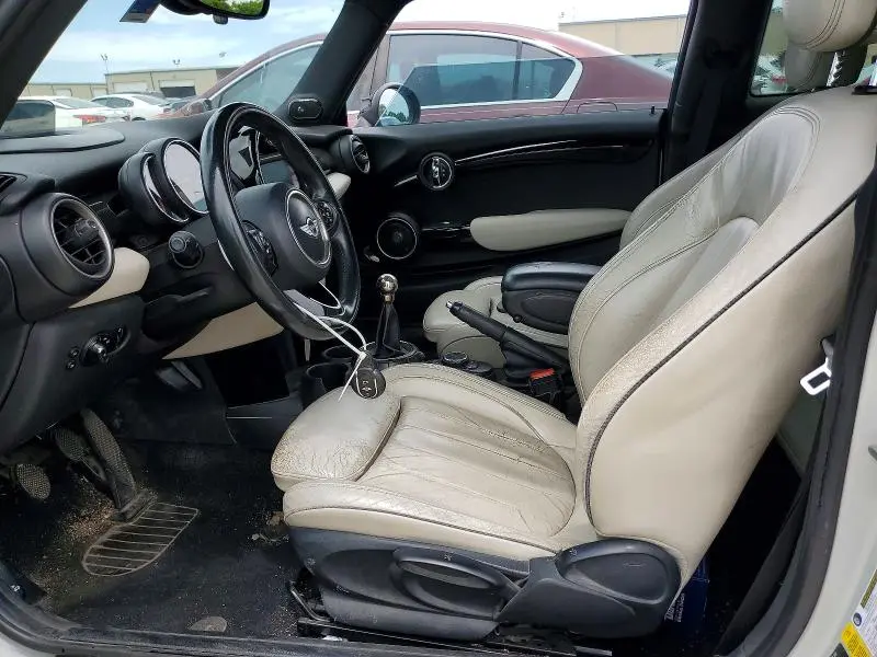 2014 MINI COOPER S  