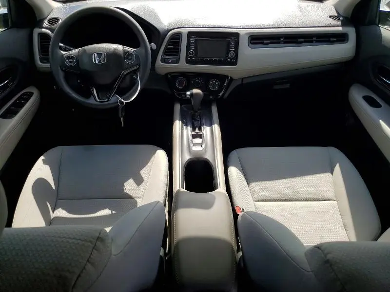 2020 HONDA HR-V LX  