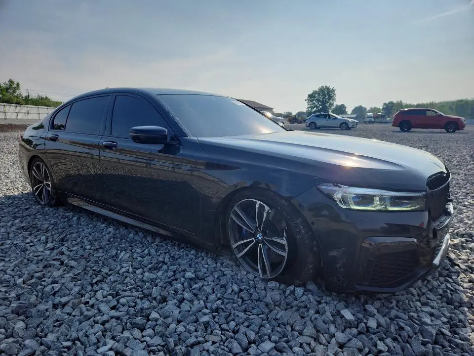 2020 BMW 750 XI  