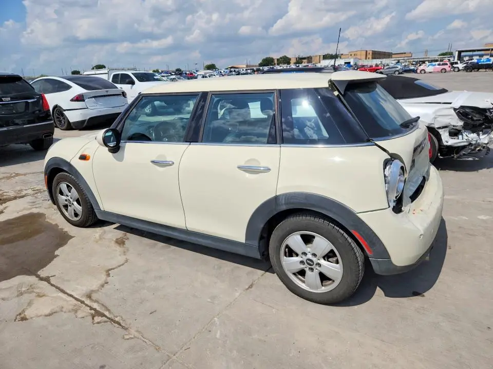 2019 MINI COOPER   