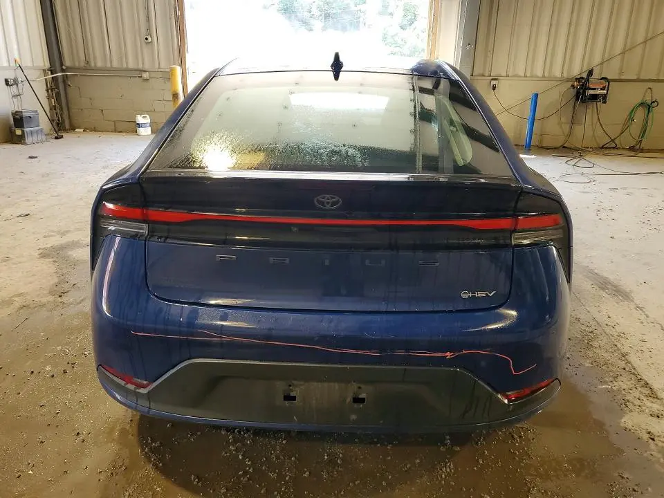 2023 TOYOTA PRIUS LE  