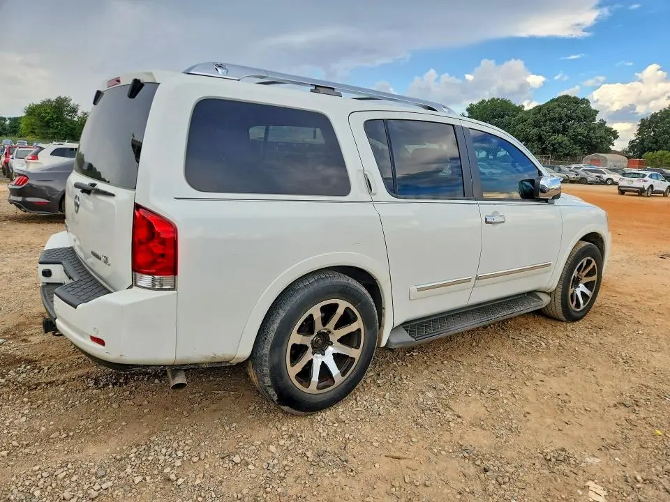 2015 NISSAN ARMADA SV  