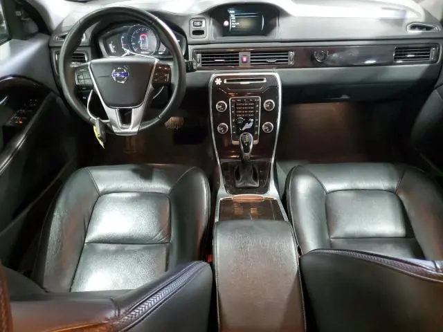 2016 VOLVO XC70 T5 CLASSIC PREMIER  