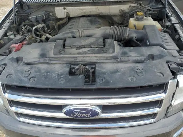 2017 FORD EXPEDITION EL XLT  