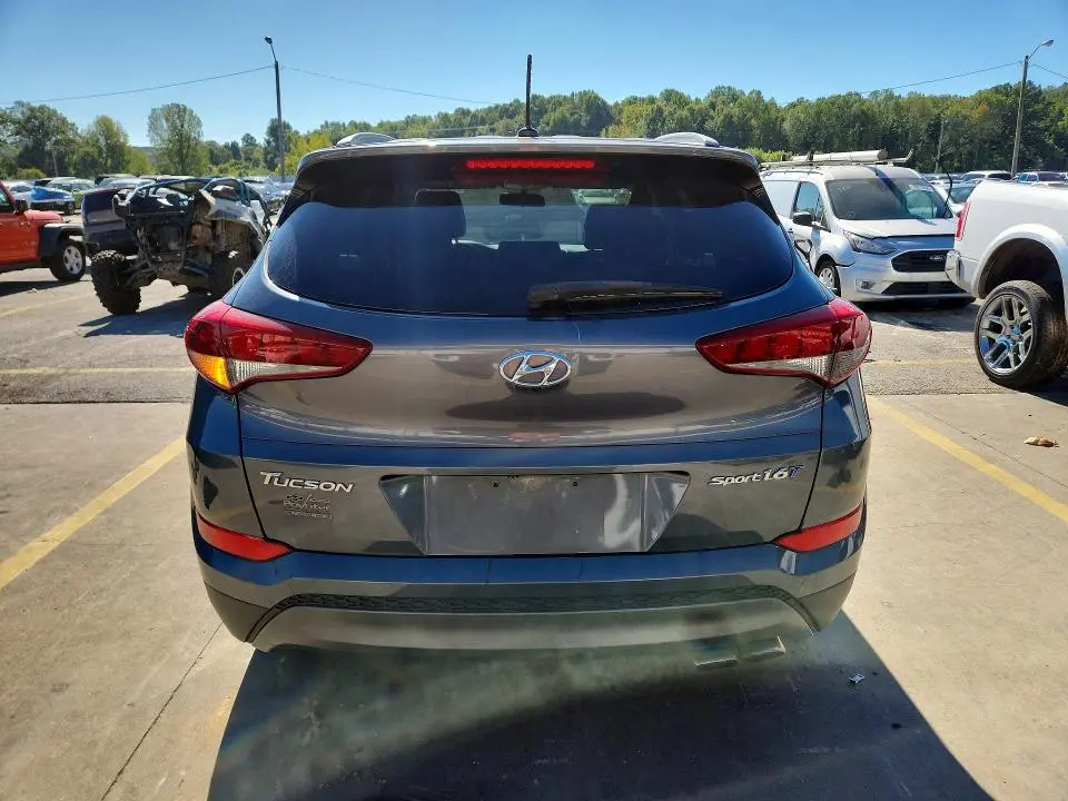 2016 HYUNDAI TUCSON SPORT  