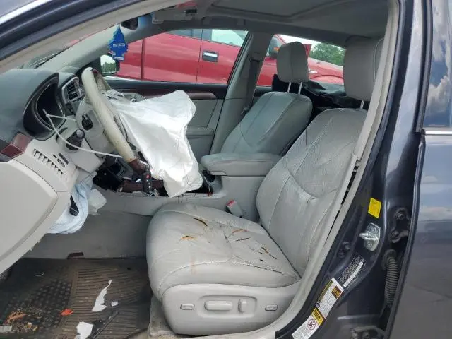 2011 TOYOTA AVALON BASE  