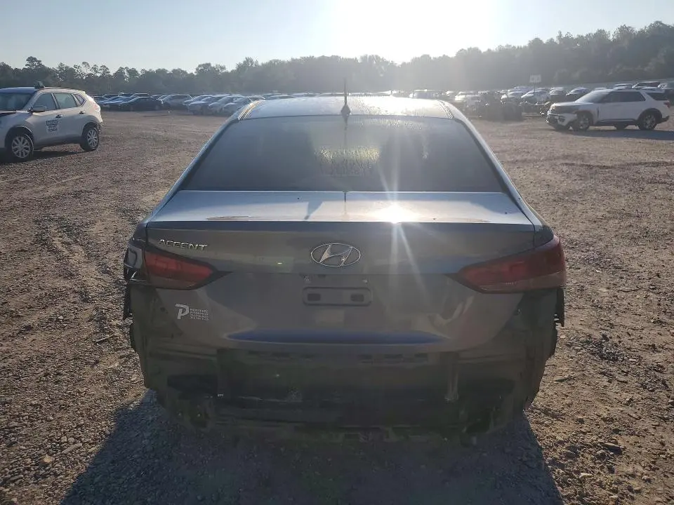 2018 HYUNDAI ACCENT SE  