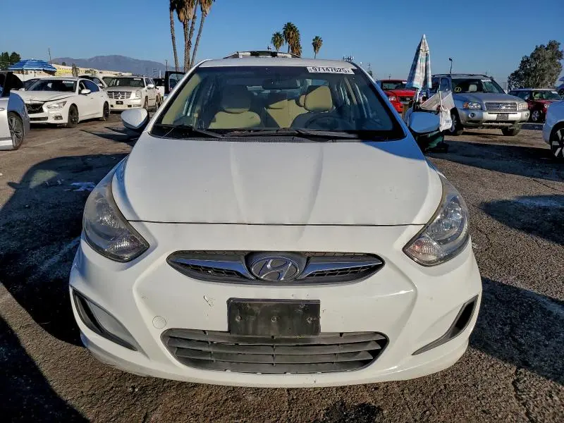 2012 HYUNDAI ACCENT GLS  