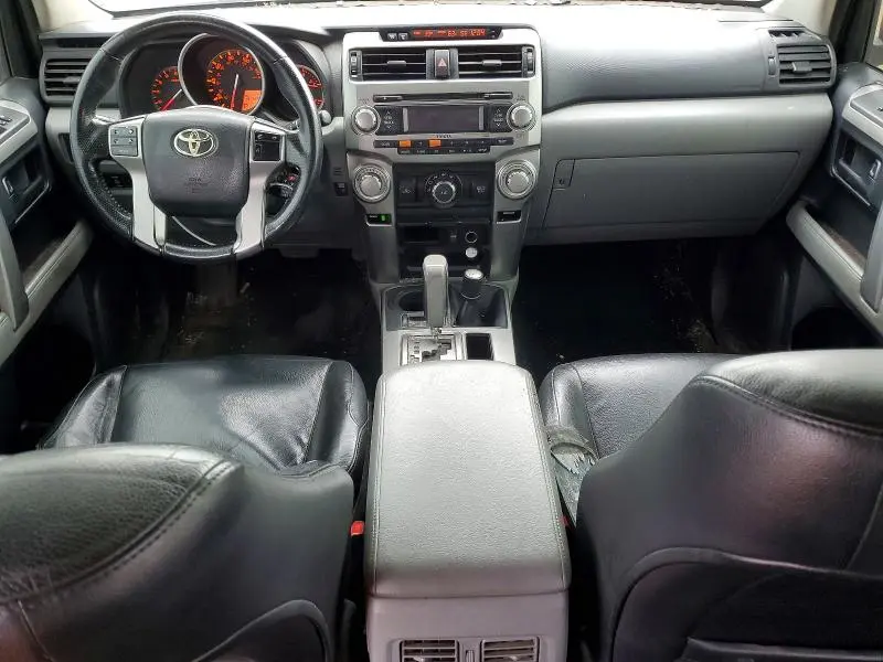 2010 TOYOTA 4RUNNER SR5  
