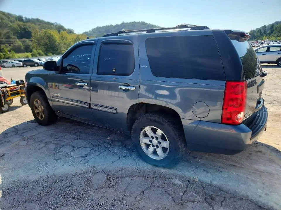 2010 GMC YUKON SLT  