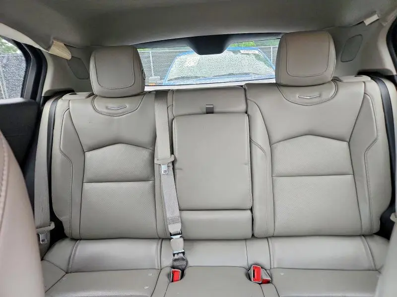 2020 CADILLAC XT4 PREMIUM LUXURY  