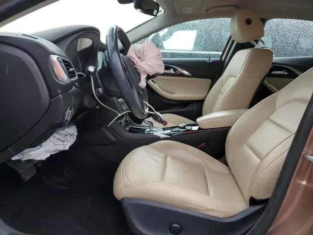 2018 INFINITI QX30 BASE  