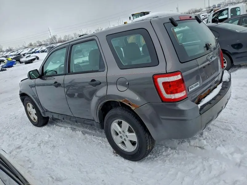 2010 FORD ESCAPE XLS  