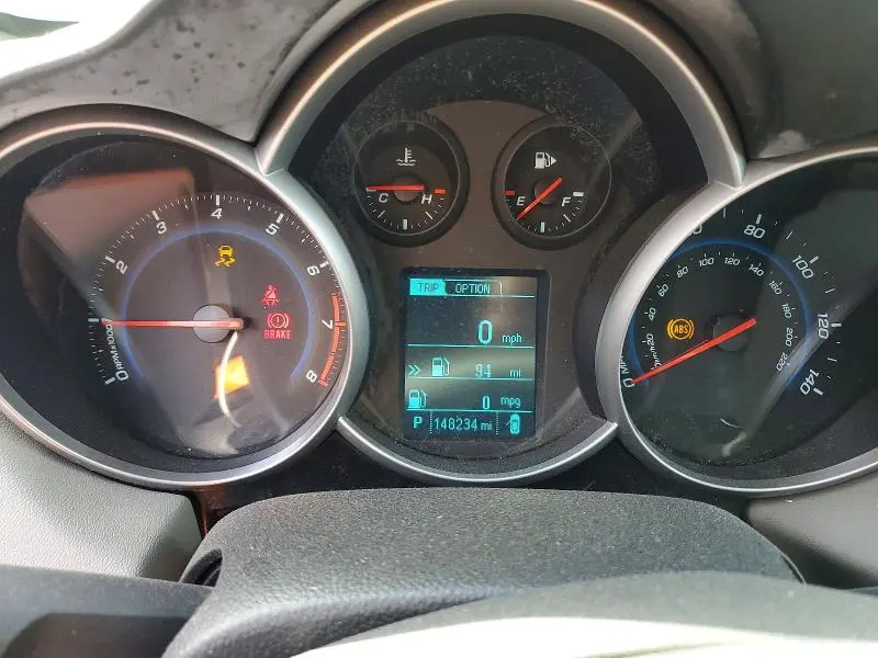 2014 CHEVROLET CRUZE LS  