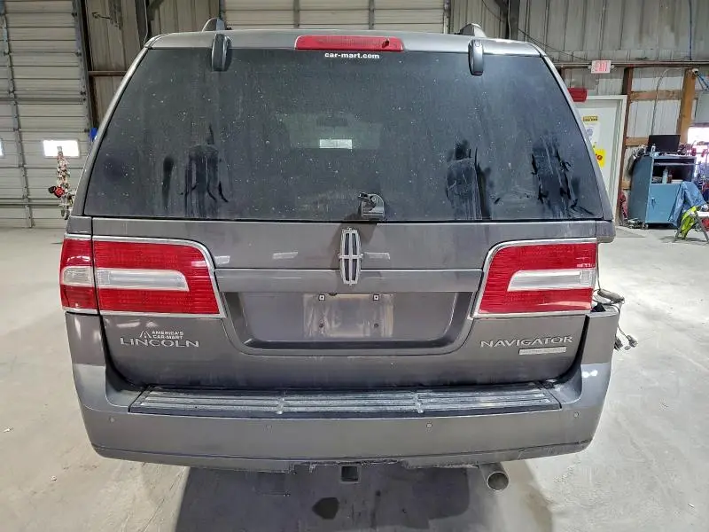 2013 LINCOLN NAVIGATOR   