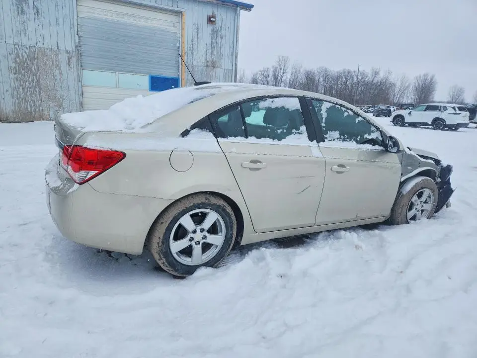 2015 CHEVROLET CRUZE LT  