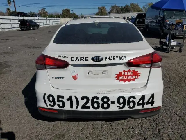 2017 KIA FORTE LX  