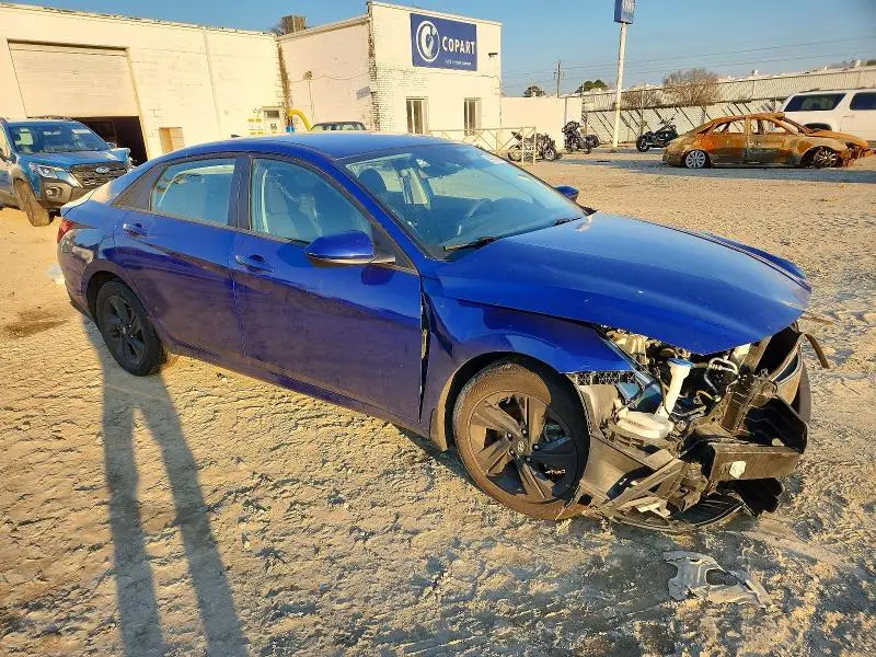 2023 HYUNDAI ELANTRA SEL  