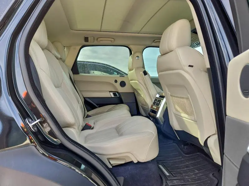 2014 LAND ROVER RANGE ROVER SPORT HSE  