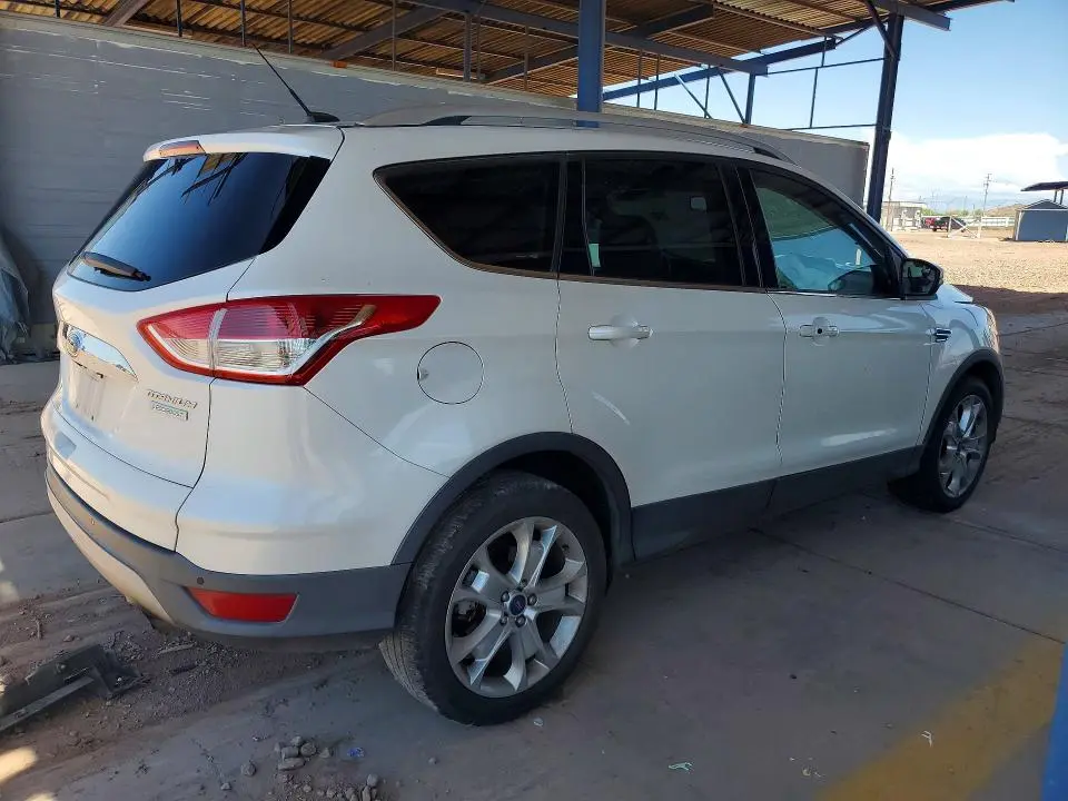 2016 FORD ESCAPE TITANIUM  