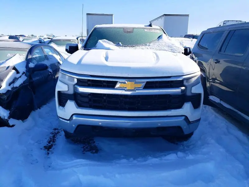 2025 CHEVROLET SILVERADO K1500 LT  