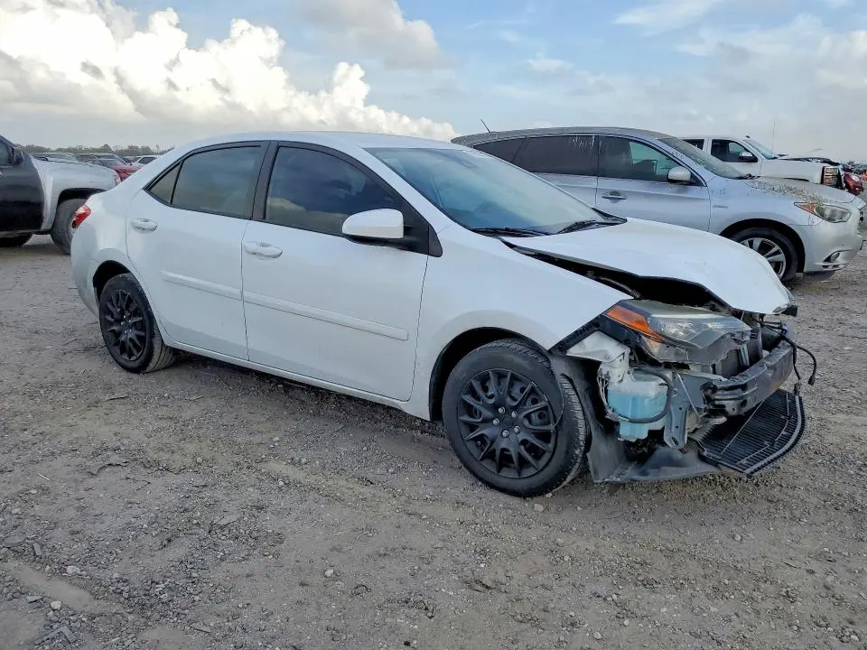 2018 TOYOTA COROLLA LE  