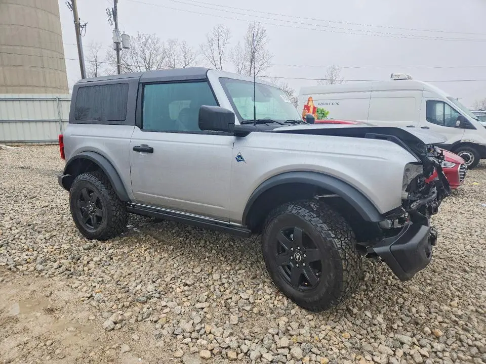 2024 FORD BRONCO BLACK DIAMOND  