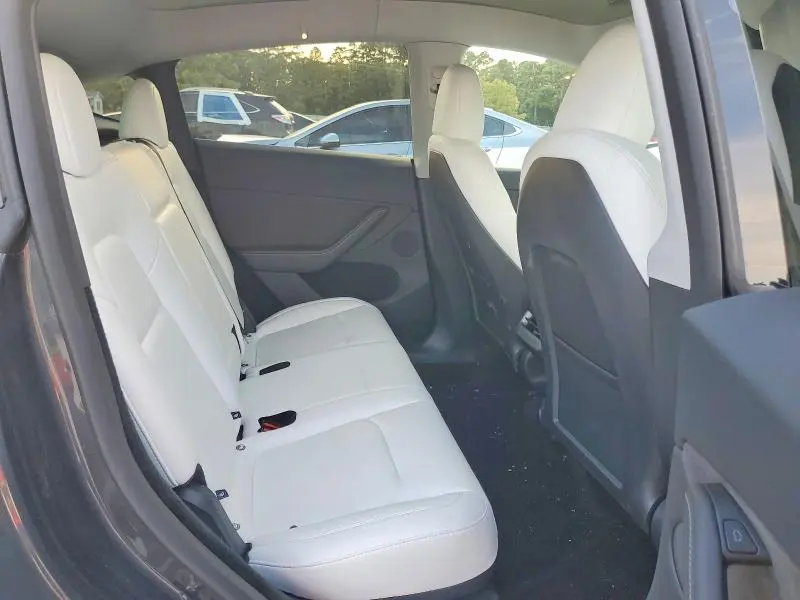 2025 TESLA MODEL Y   