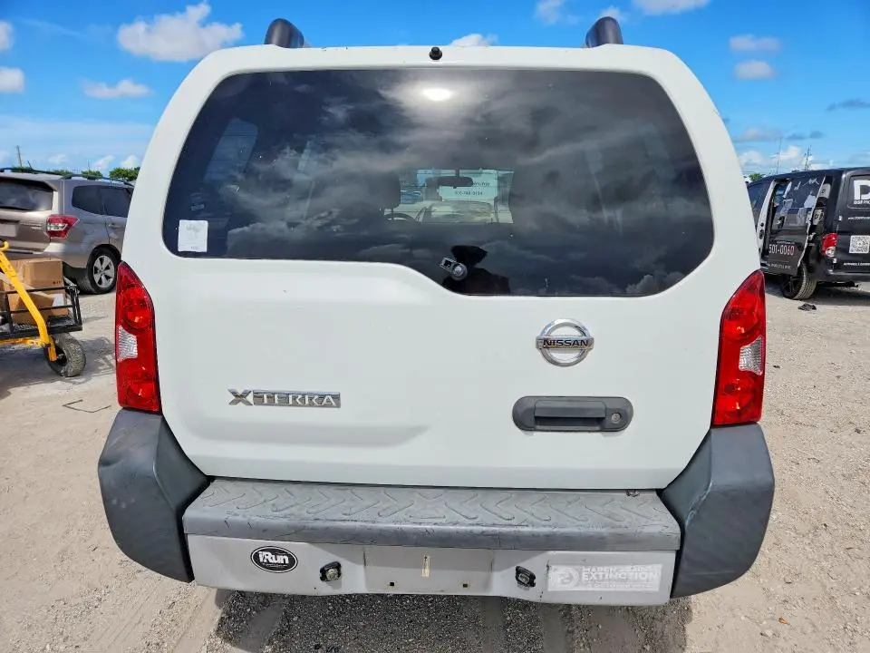 2013 NISSAN XTERRA X  