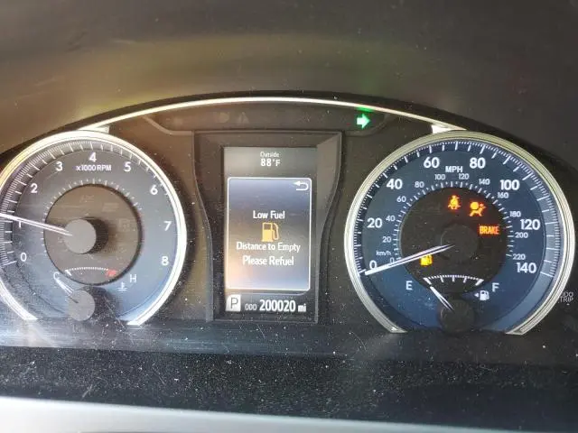 2016 TOYOTA CAMRY LE  