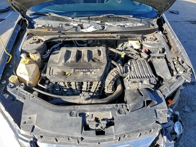 2012 CHRYSLER 200 LX  