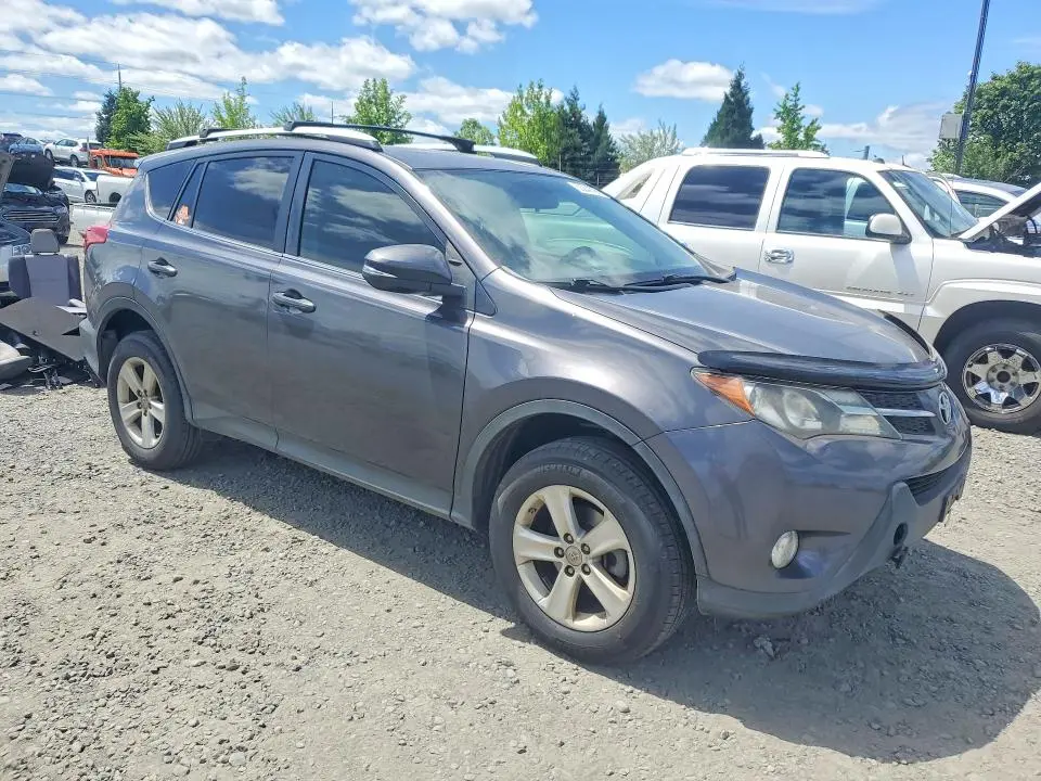 2014 TOYOTA RAV4 XLE  
