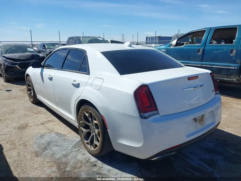 2018 CHRYSLER 300 TOURING
