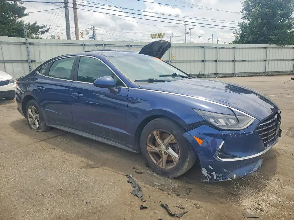 2021 HYUNDAI SONATA SE  