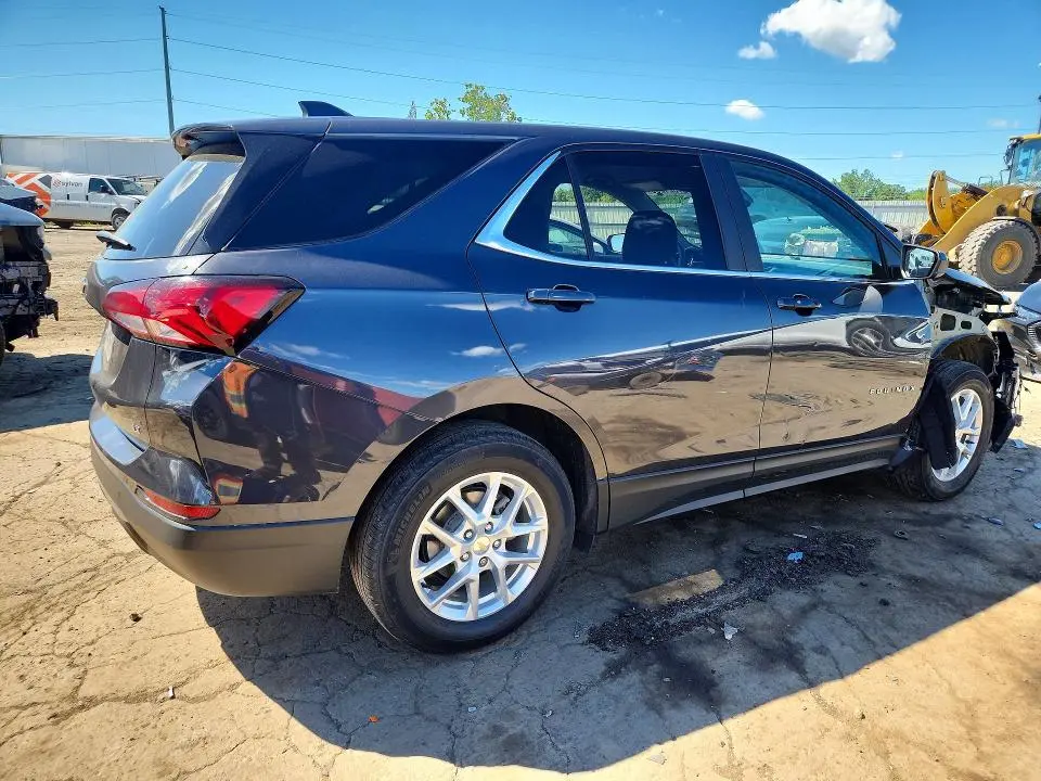 2022 CHEVROLET EQUINOX LT  