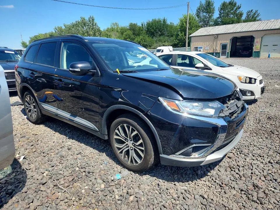 2016 MITSUBISHI OUTLANDER SE  