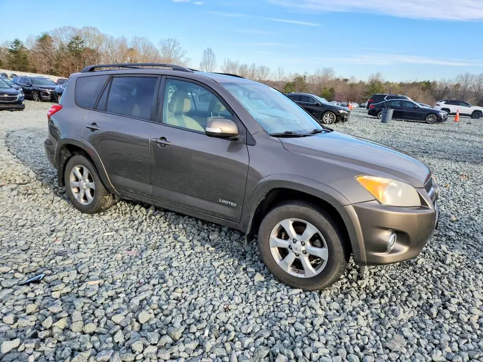 2011 TOYOTA RAV4 LIMITED  