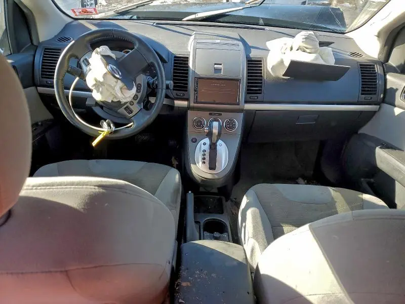 2010 NISSAN SENTRA 2.0  
