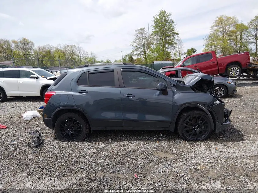 2021 CHEVROLET TRAX AWD LT