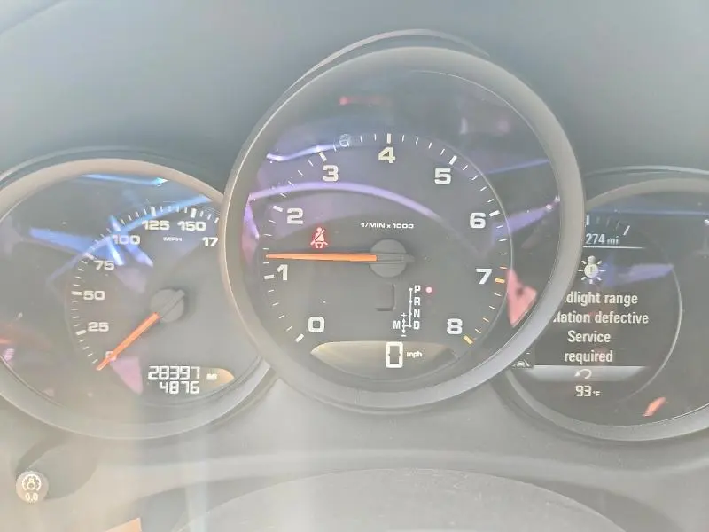 2020 PORSCHE MACAN   